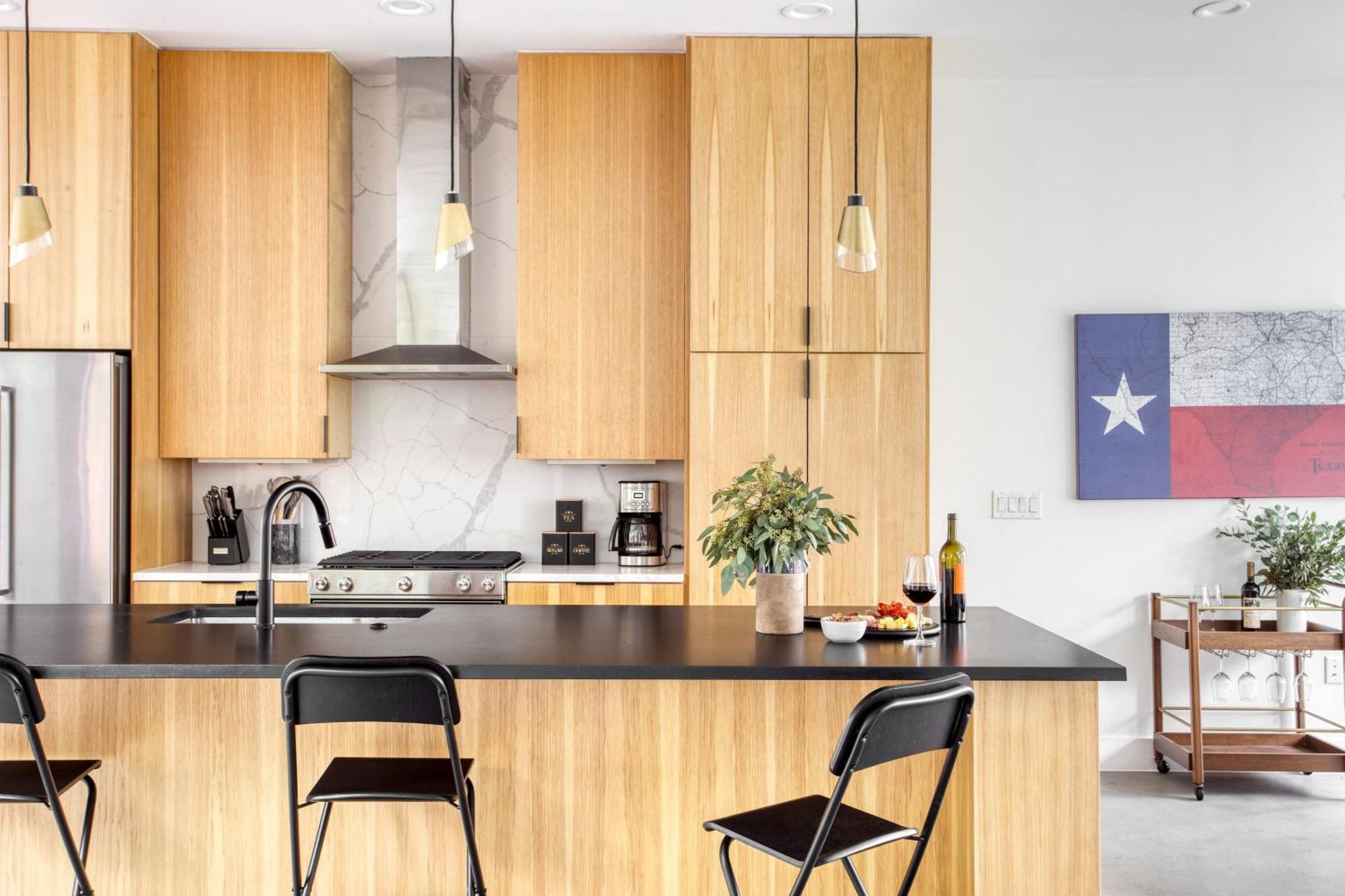 Melody By Avantstay Peloton Included Sleek Home أوستن المظهر الخارجي الصورة